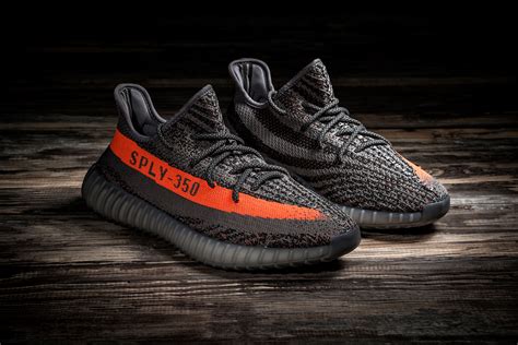 yeezy boost 350 v2 media